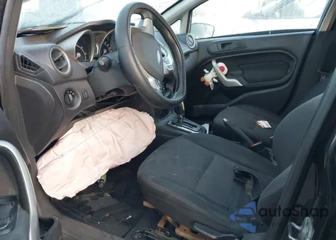 2013 Ford Fiesta Se z USA, uszkodzony, nr VIN 3FADP4BJ1DM205118